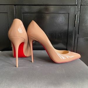 Christian Louboutin - patent leather - nude - 41/9.5